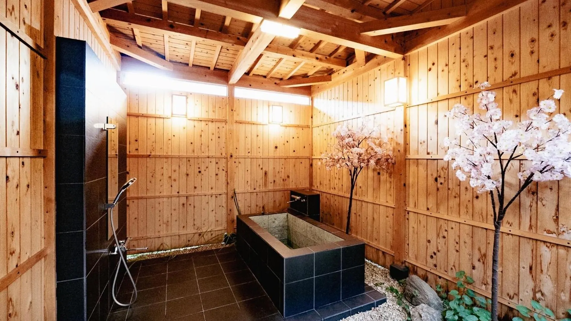 Apartment ～Fushimi Inari～露天風呂付の一棟貸切のゲストハウス Kyoto