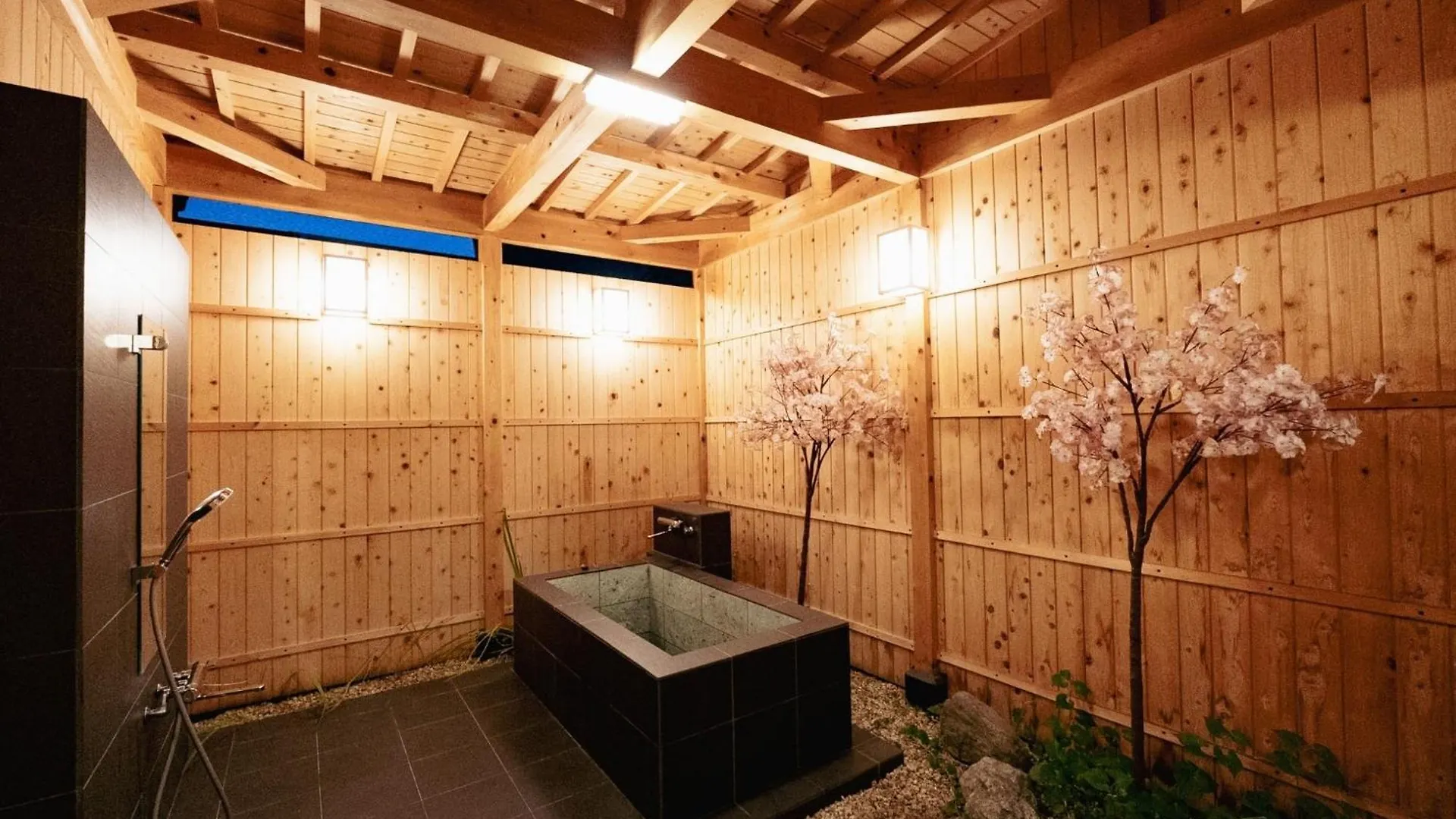 Apartment ～Fushimi Inari～露天風呂付の一棟貸切のゲストハウス Kyoto Japan